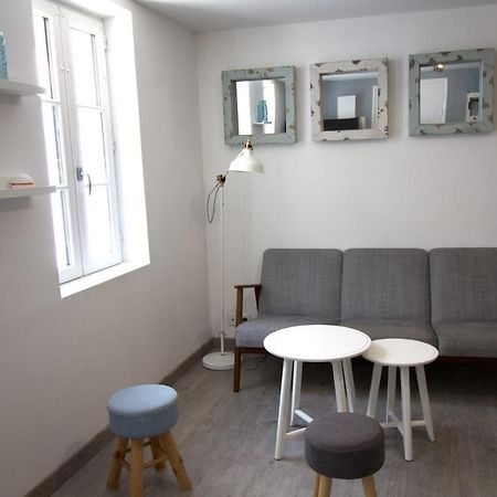 Cosy Apartment In The Center Of La Flotte Exterior foto