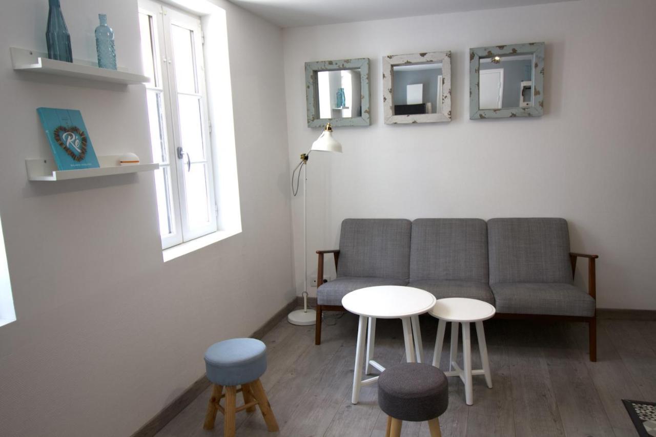 Cosy Apartment In The Center Of La Flotte Exterior foto