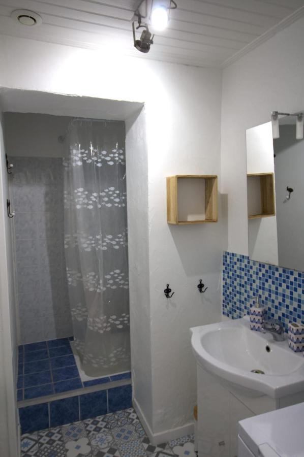 Cosy Apartment In The Center Of La Flotte Exterior foto
